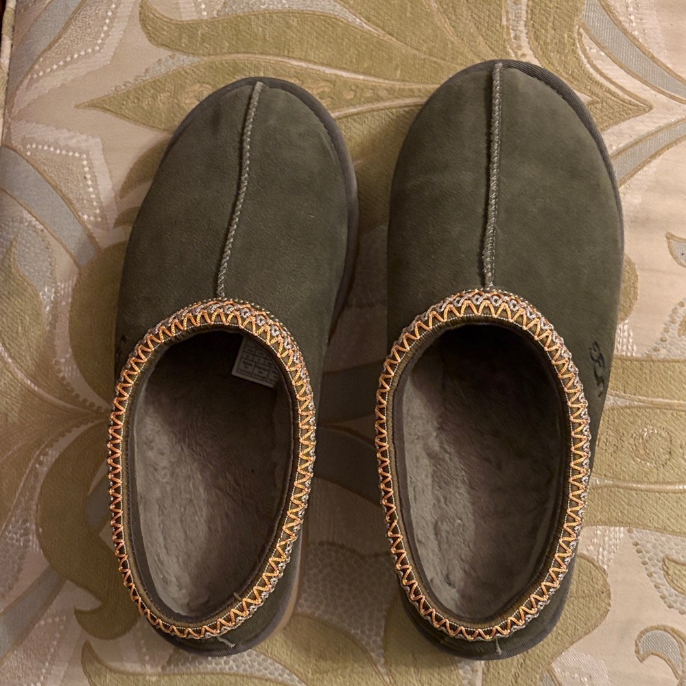 UGG Olive Slippers with Embroidered Trim
